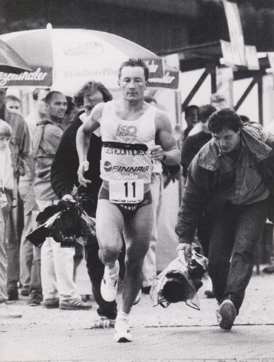 Bennie Lindberg auf die Ironman Laufstrecke 1992 in Roth