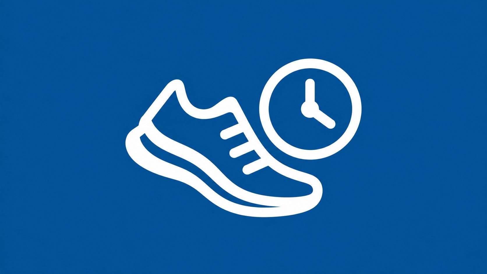 Weißer Sportschuh mit einer Uhr als Symbol für einen lockeren Trainingseinstieg.